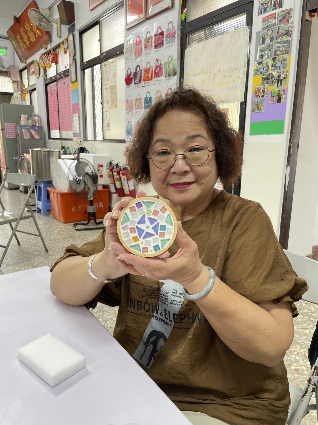 台中團體手作馬賽克拼貼杯墊作品